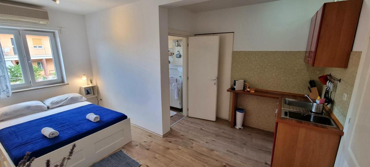 Tiny Studio Big Living Rovinj Exterior photo