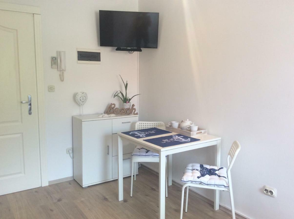 Tiny Studio Big Living Apartment Rovinj Exterior photo